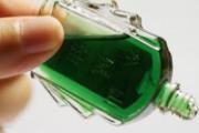 风油精治鸡眼小窍门