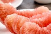 红心柚子上火还是降火呢 红心柚子发苦能吃吗