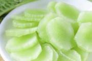 炒莴笋要用开水焯吗 清炒莴笋怎么炒得脆