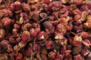 花椒泡脚一次放多少量 要煮吗？泡多久最好？