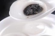 黑芝麻汤圆