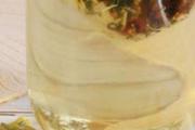 菊花和蒲公英能一起泡水喝吗 菊花和蒲公英泡水喝的功效