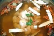 天麻炖鸡天麻可以吃吗 天麻炖鸡不一定要一锅端