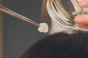 拔罐拔出血水是什么原因 拔罐拔出来的血都是血块是什么原因