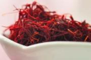 藏红花泡水变白怎么回事 藏红花泡一次就变白了正常吗