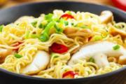 方便面不能和什么一起吃 这两类食物千万别吃