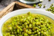 绿豆汤糖和水的比例 绿豆汤和绿豆水一样吗