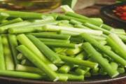 蒜苔要不要焯水 蒜苔炒之前为什么要先焯水