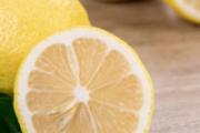 吃柠檬能不能变白 柠檬怎么吃最好