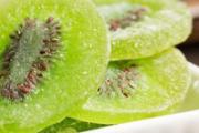 猕猴桃干含维生素c吗 猕猴桃干与新鲜猕猴桃功效一样吗
