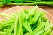 芹菜能与木耳一起炒吗 木耳和什么相克