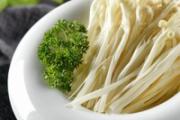 金针菇常吃对身体好不好 金针菇含有什么营养价值
