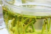 金银花竹叶青茶