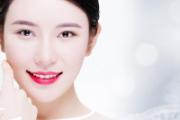 脸上冒油是湿气重吗 脸上冒油是缺水吗
