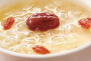 熬夜黑眼圈吃什么好 喝点汤能更快去除