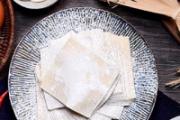 饺子皮冷水还是热水和面 饺子皮能用热水和面吗