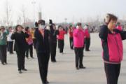 跳广场舞穿什么衣服好
