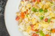 炒饭的正确顺序 炒饭先放鸡蛋还是饭