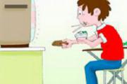 边吃饭边看电视的危害