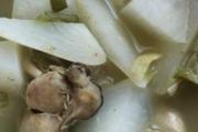 生蚝萝卜汤