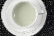 豆浆假沸还要煮几分钟 豆浆要煮多久才能喝
