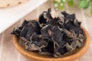 木耳煮多长时间能熟 木耳要泡多久才能煮