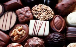 喉咙痒咳嗽咳出黄痰怎么办 千万别用错了方