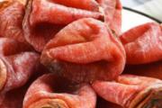 柿饼和牛奶可以一起吃吗 柿饼一天最多可以吃几个