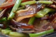 贡菜腊猪耳