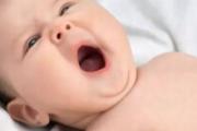 宝宝晚上睡觉不踏实 宝宝晚上不能安睡的原因
