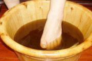 秋天用醋泡脚的好处 用醋泡脚的正确方法