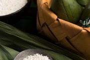 端午节的由来和风俗 端午节门上挂的那个草叫什么