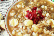 莲子可以和绿豆一起煮吗 莲子和绿豆先煮哪个？