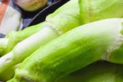 哺乳期可以吃茭白吗 哺乳期吃茭白催乳吗