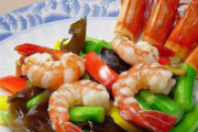 外阴白斑不能吃什么食物