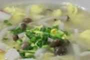 鸡蛋蘑菇汤