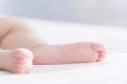 宝宝上火有眼屎怎么处理 宝宝上火有眼屎怎么降火