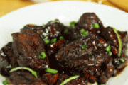 黑茶烧排骨