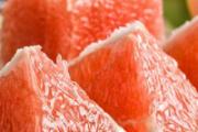 葡萄柚可以放冰箱保存吗 葡萄柚可以用来泡水喝吗