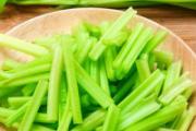 炒的芹菜发苦是什么原因 芹菜发苦了还可以吃吗