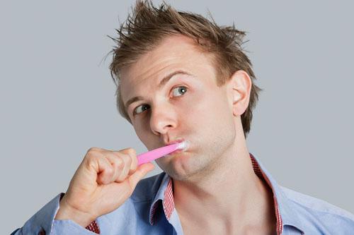 盐水刷牙的好处