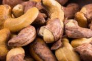 为什么腰果不建议生吃 怎么区分腰果是生熟