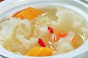 银耳鸽子蛋 