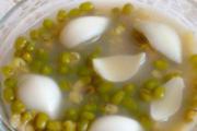 绿豆汤为什么是红色的
