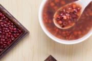 红豆薏米水吃了会拉肚子吗 红豆薏米水用的是红豆还是赤小豆