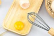 鸡蛋和韭菜怎么炒好吃 鸡蛋炒韭菜先炒什么