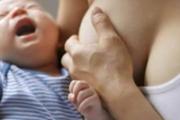 哺乳期奶水突然变少怎么回事 可能第一条你就中了