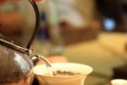 牛蒡根每次泡多少 牛蒡根茶泡出来是什么颜色的
