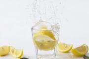 荔枝泡酒能存放多久 喝荔枝酒有什么好处