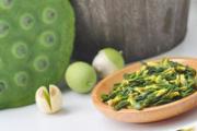 新鲜莲子心有毒吗 新鲜莲子心可以泡水喝吗